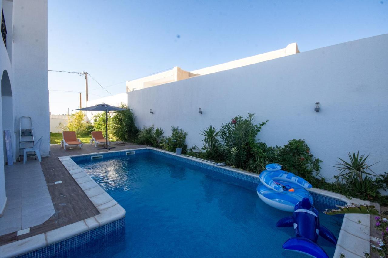Villa Meublee Avec Piscine Et Abri De Voiture Erriadh Exterior foto